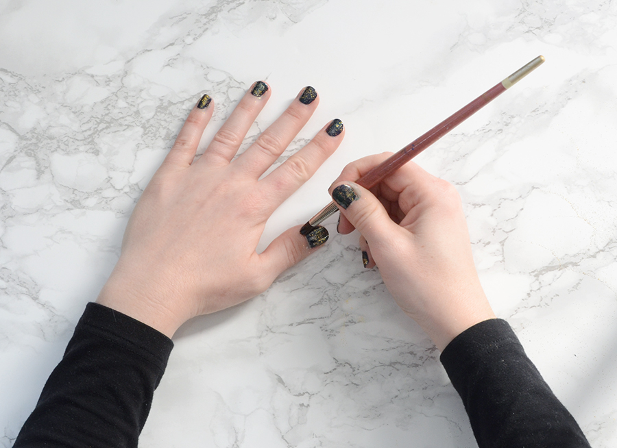Galaxy nails manicure tutorial step 7