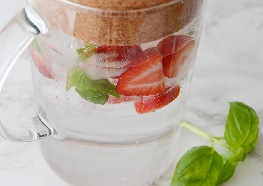 Infused water ideas strawberry basil 2