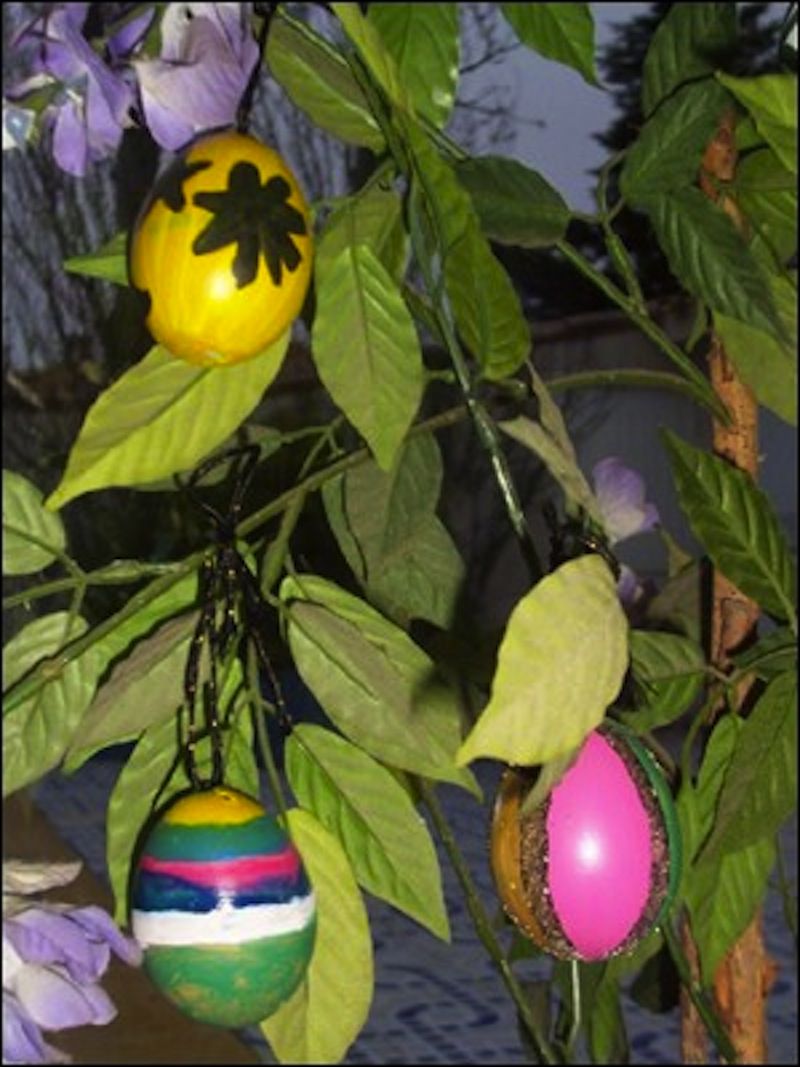 Painted Plastic Easter Eggs to Hang on Tree