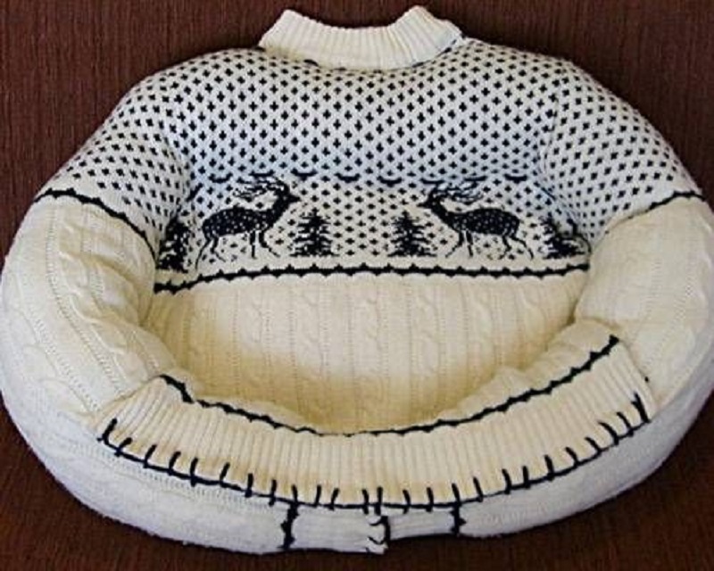 Stuffed old sweater bed