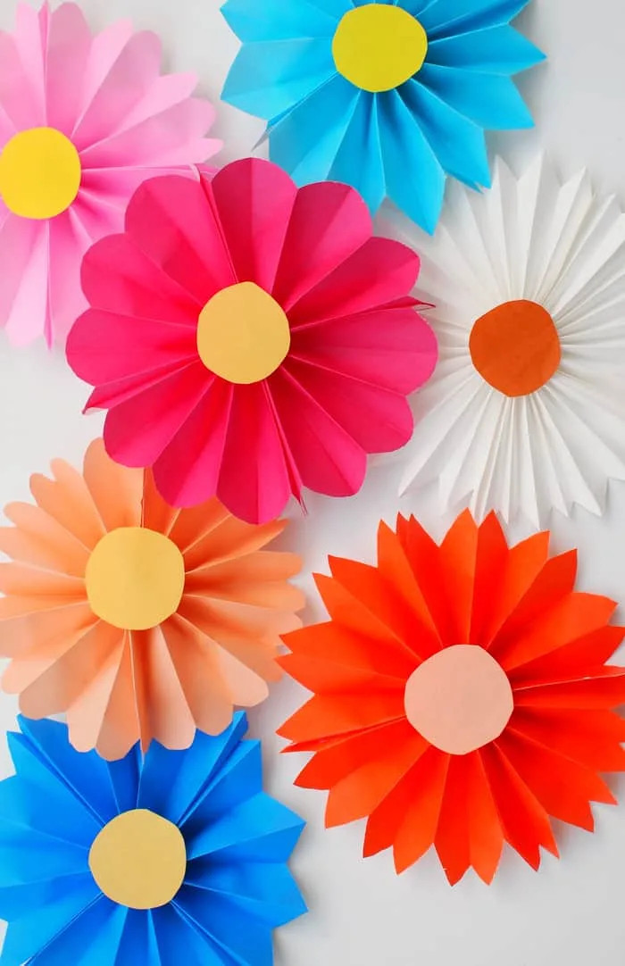 Accordion paper flowers