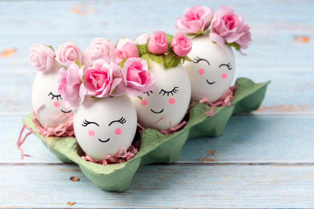Sleepy Faces with Floral Wreaths - Funny Easter Egg Designs