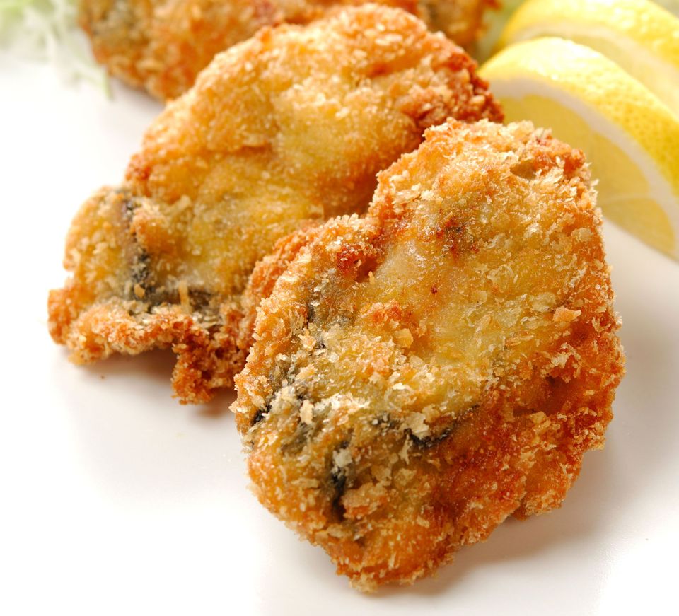Fried oysters with cornmeal