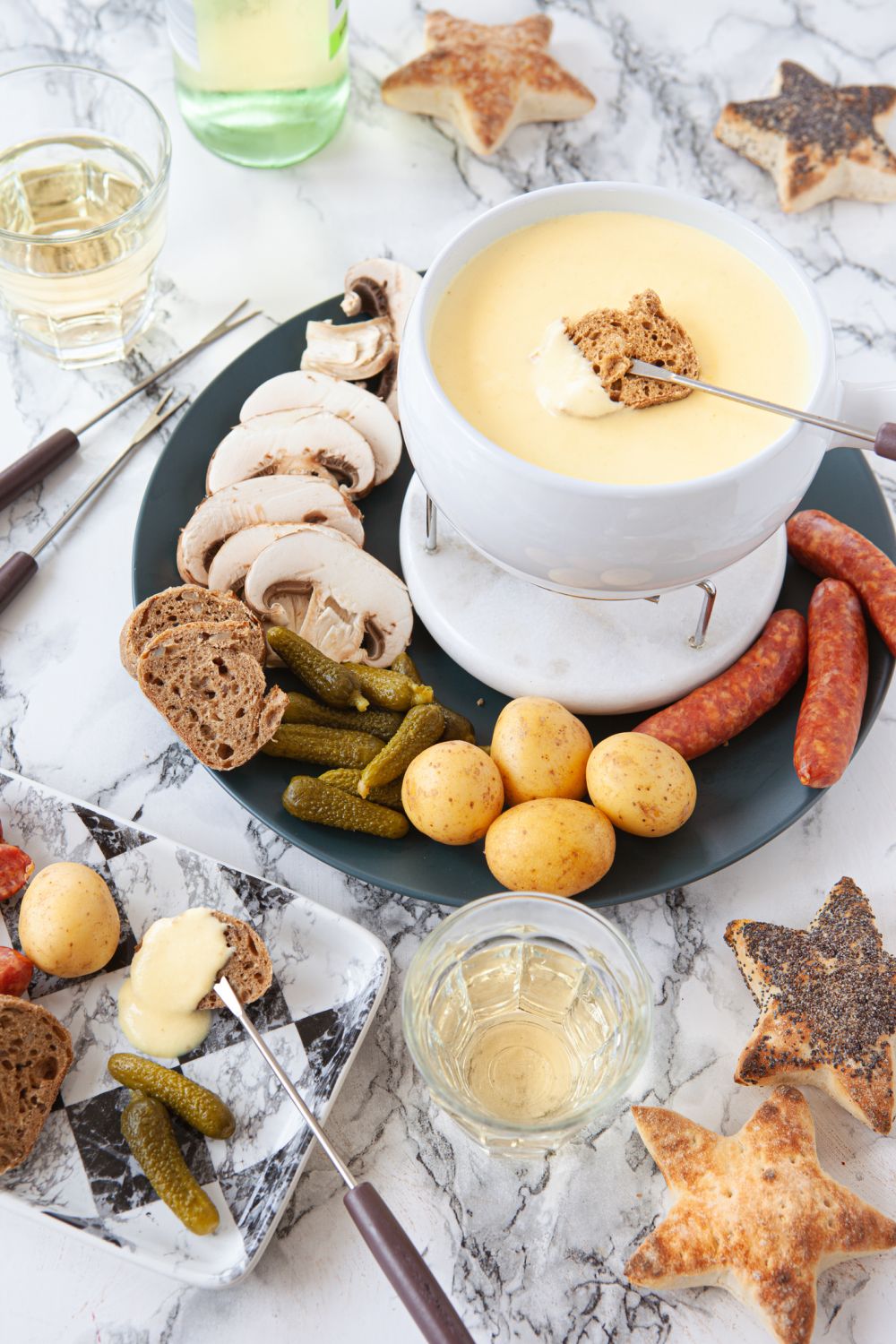 Como aquecer as sobras de fondue de queijo