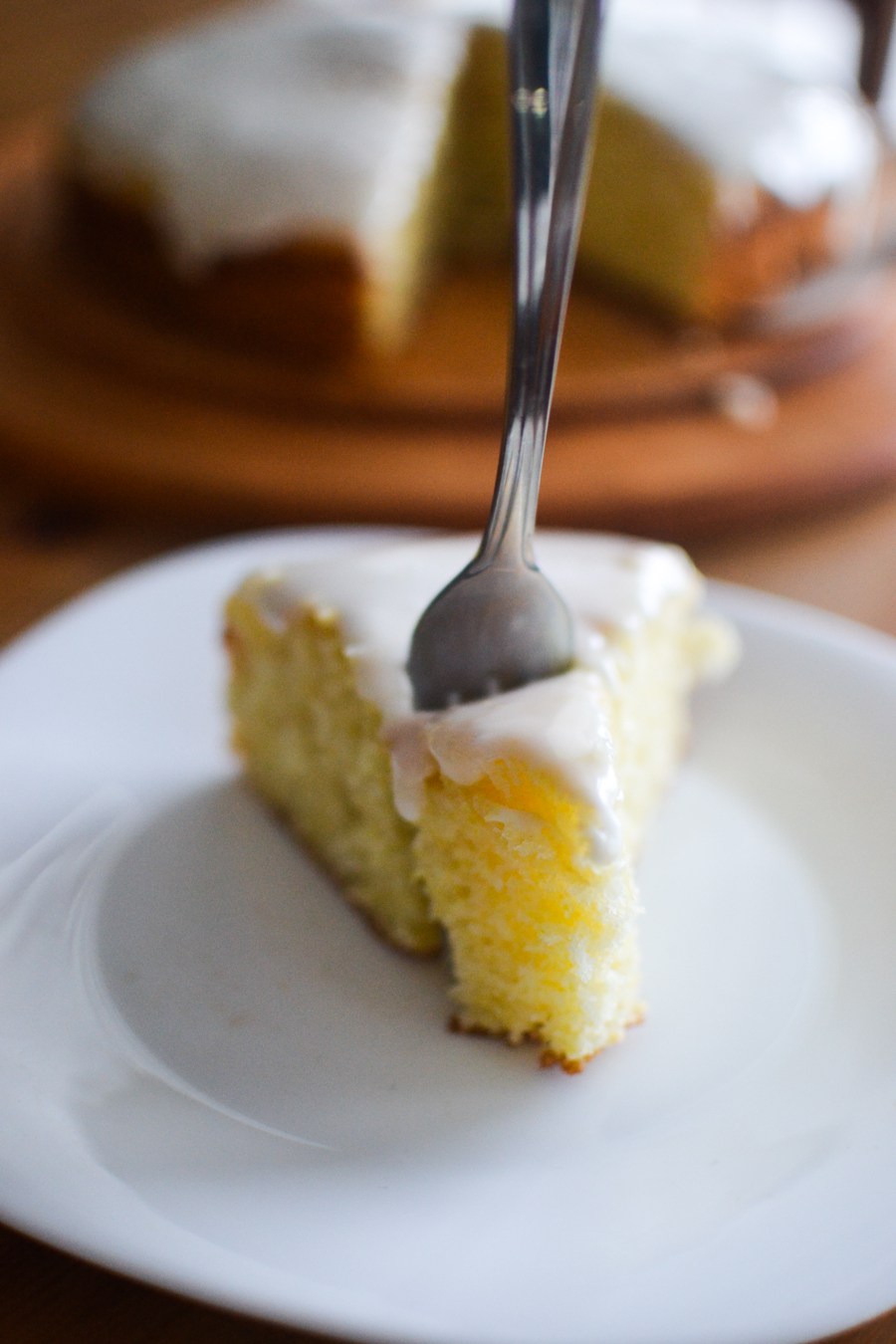 Lemon cornmeal cake