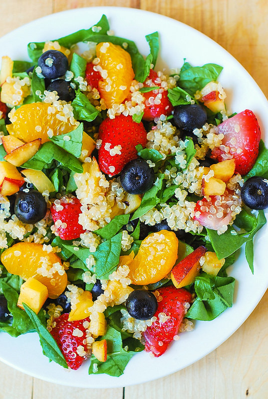 Quinoa salad with fruit and spinach