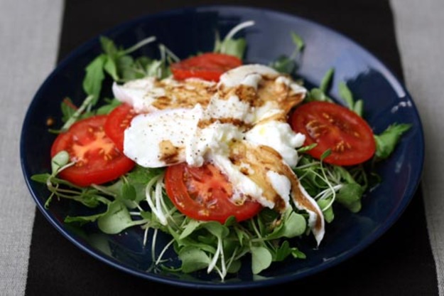 Tomato and mozzarella microgreens salad