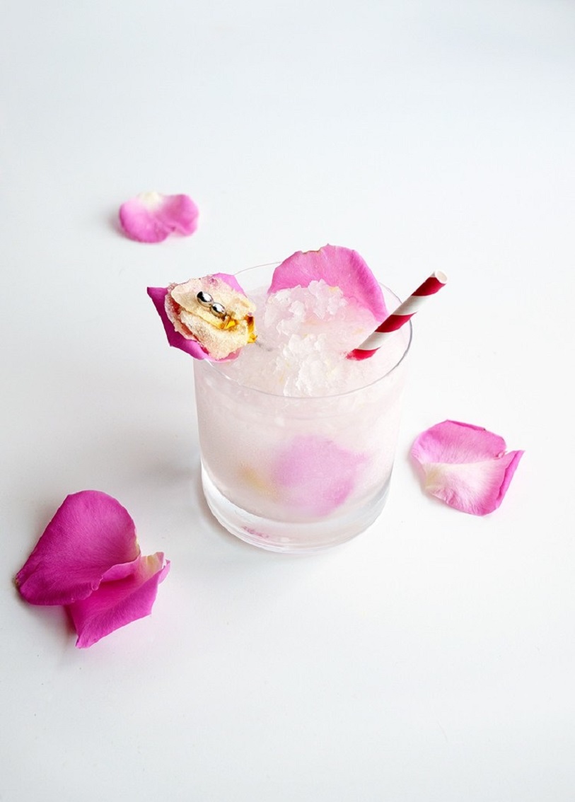 June blush cocktail recipe