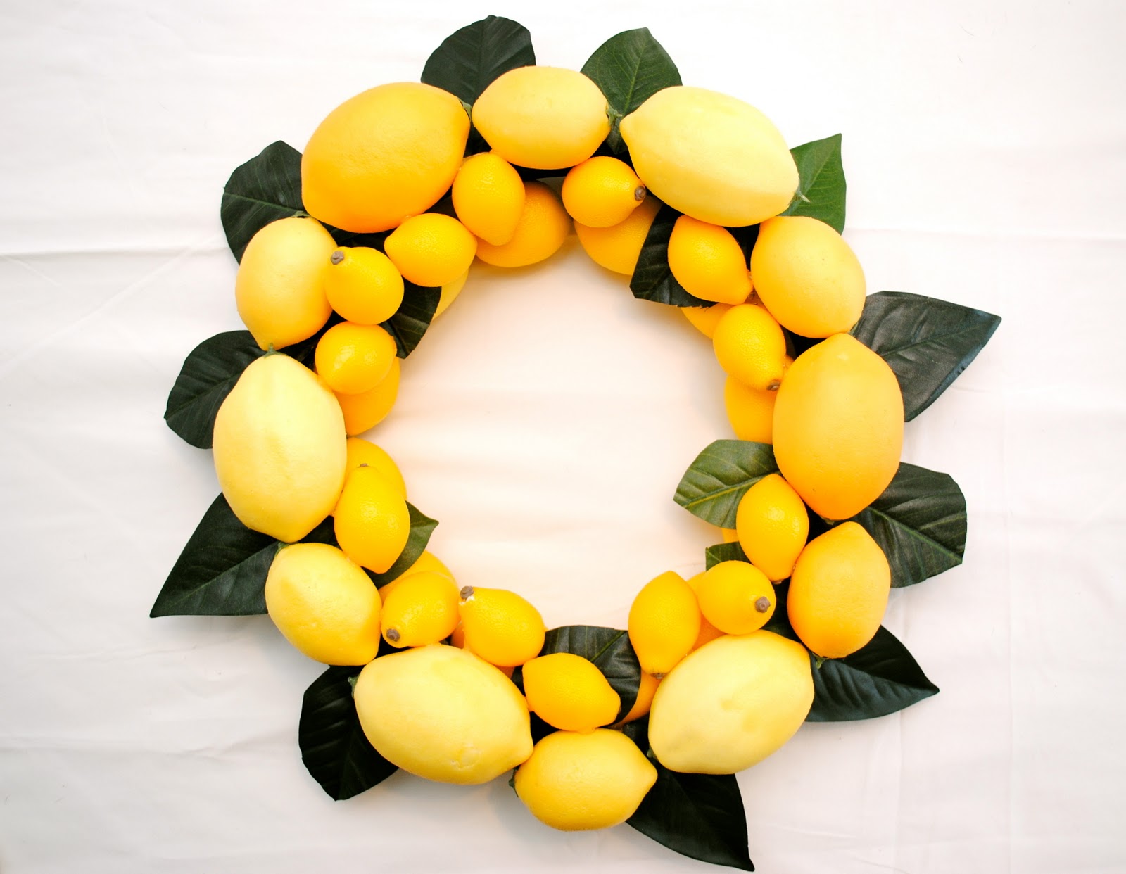 Lemon wreath diy