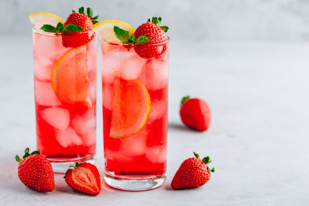 Strawberry Mint and Lemon Iced Tea - Floral Cocktails