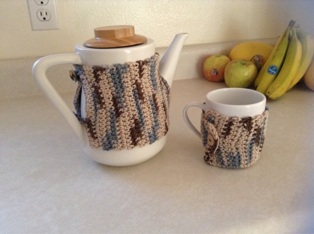 Noble teapot wrap