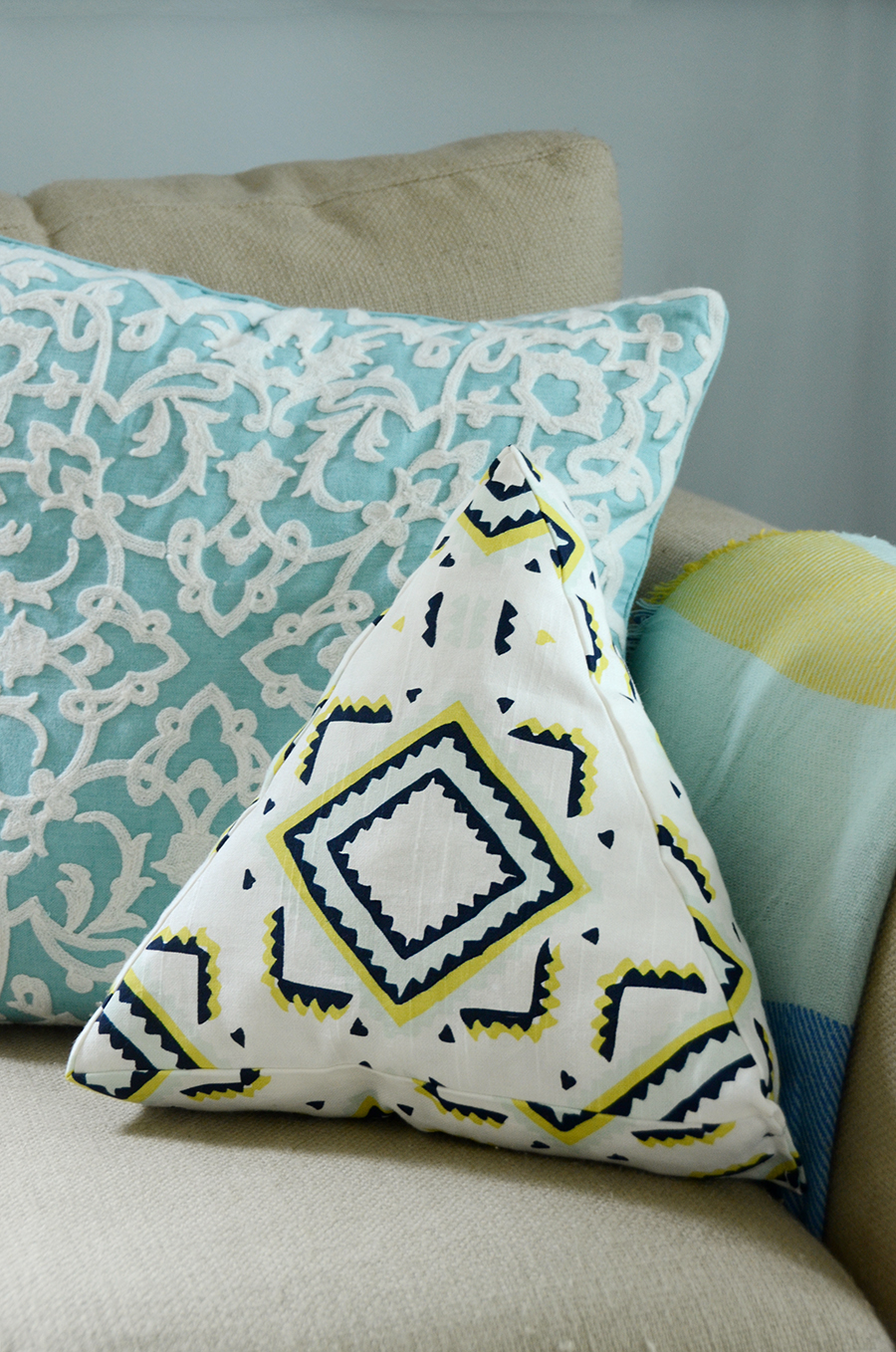 Easy DIY Triangular Throw Pillow