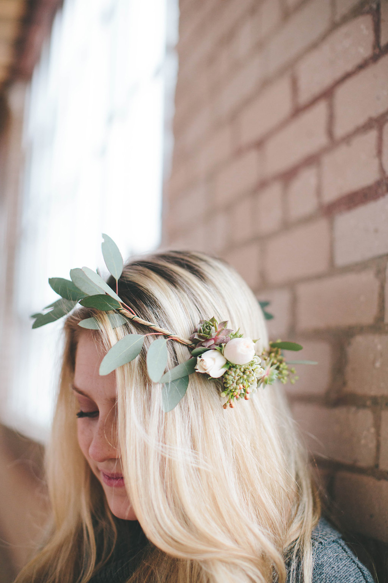 Asymmetrical flower crown diy