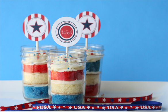 4th of july cupcakes in a jar
