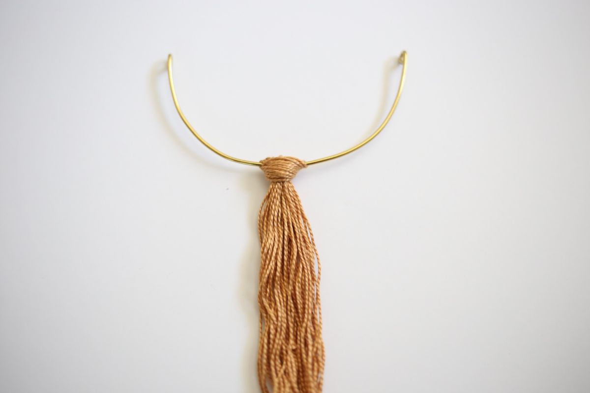 Diy fringe brass necklace attache the thread