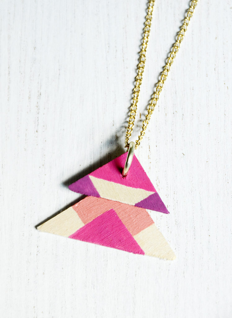 Diy wooden triangle necklace hanging