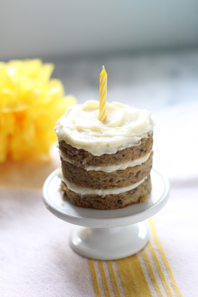 Banana pineapple smash cake