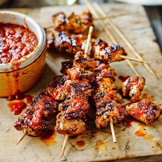 Moorish pork skewers