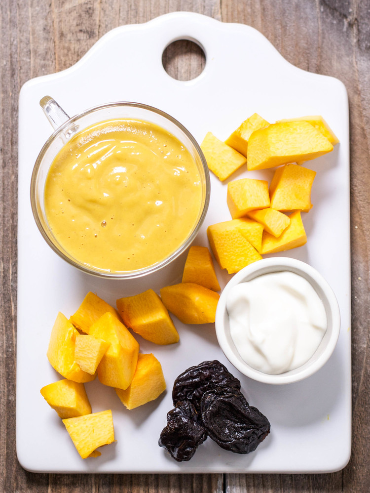 Pumpkin yougurt and prunes recipe