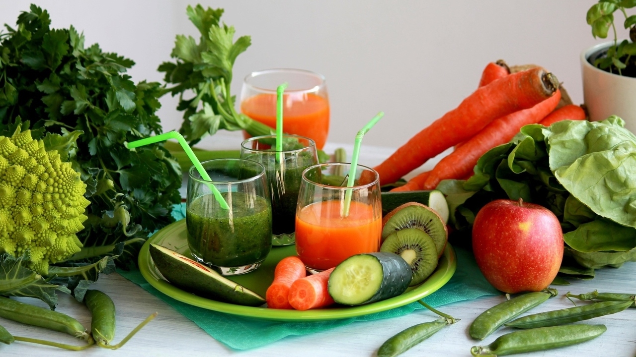 Fresh juice and smoothie