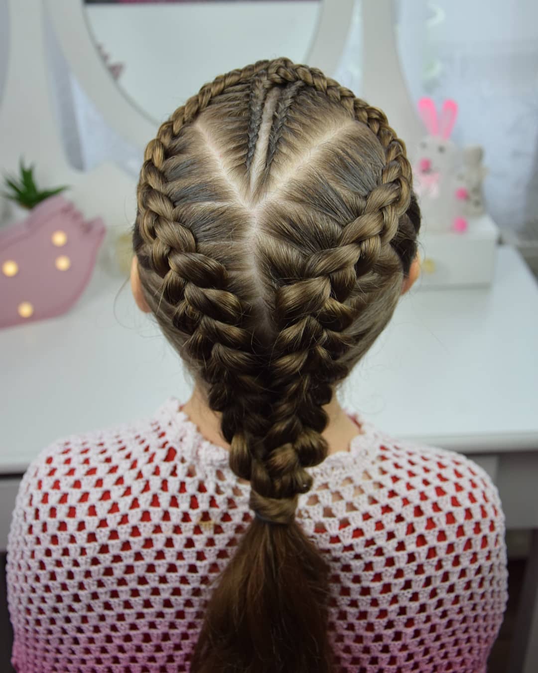 How to Dutch Braid Your Hair in 5 Easy Steps
