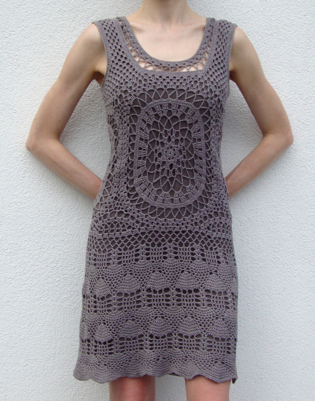 Oval motif party dress