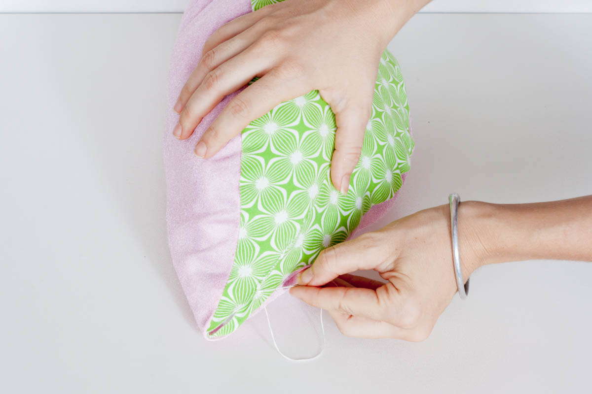 Diy watermelon throw pillow seam