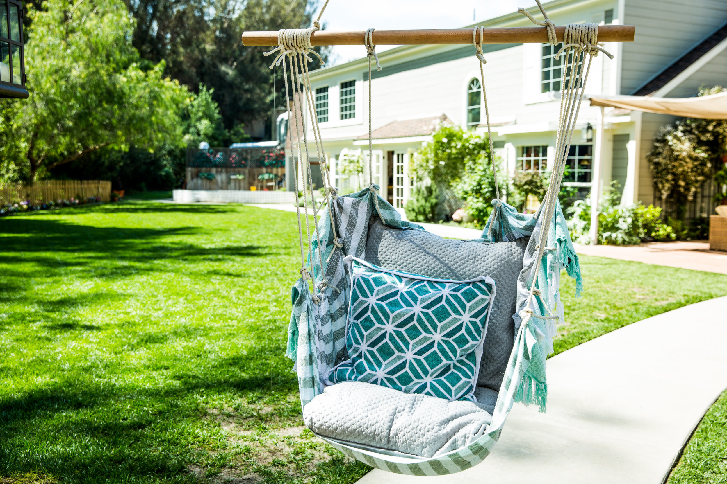 Diy hanging outlet chairs