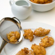 Spicy maple corn fitters