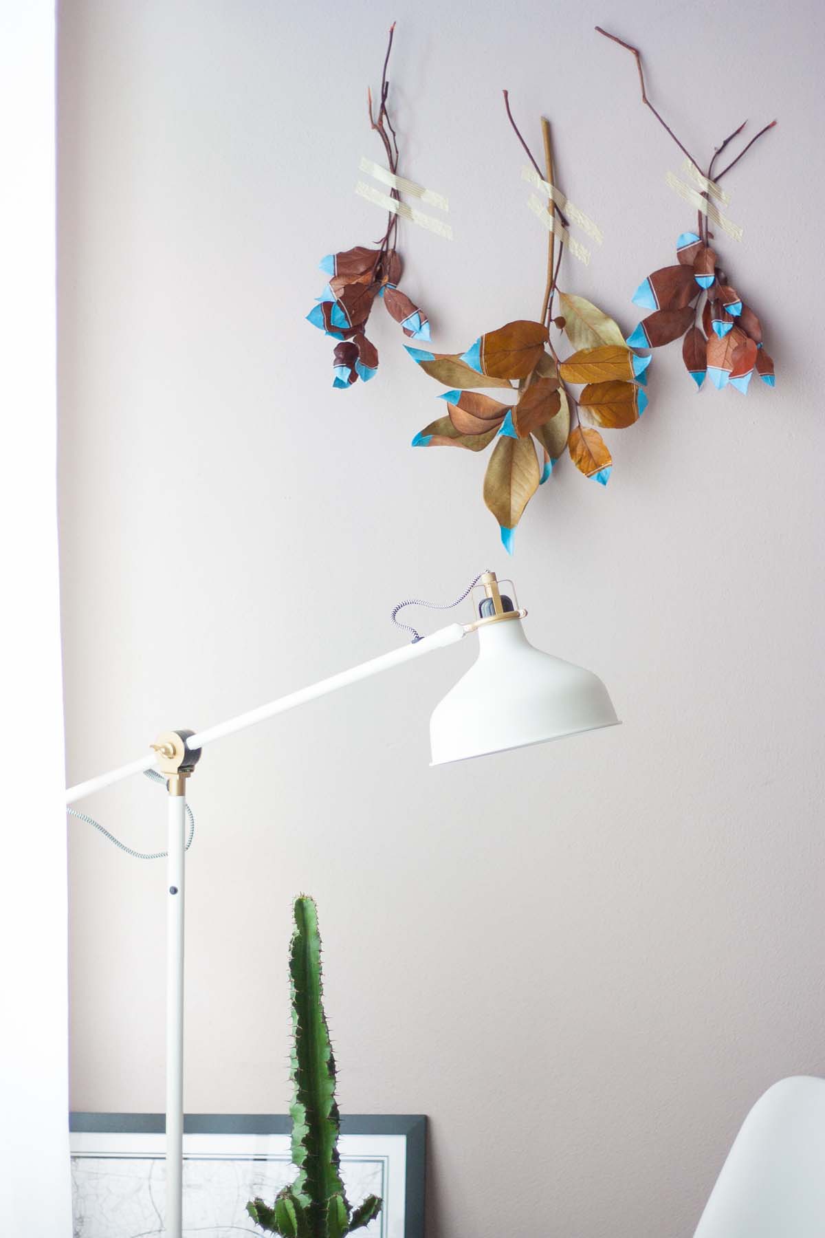 The DIY Fall Wall Hanging Perfect for Renters