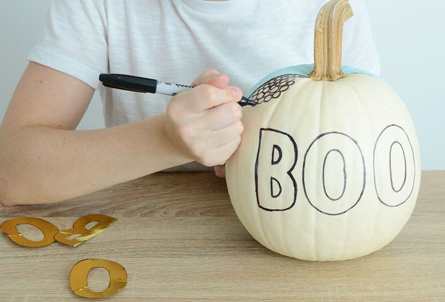 Diy black and white patterned pumpkin boo