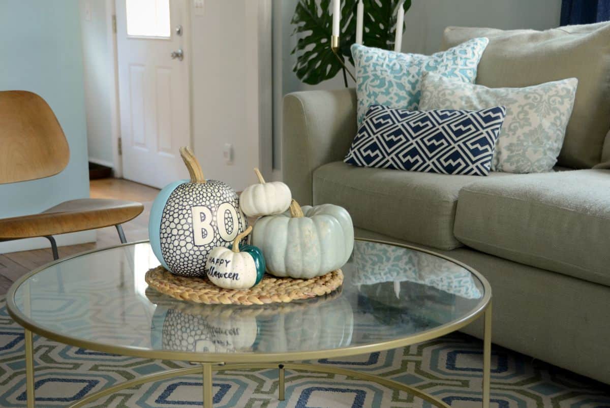 Diy black and white patterned pumpkin table decor
