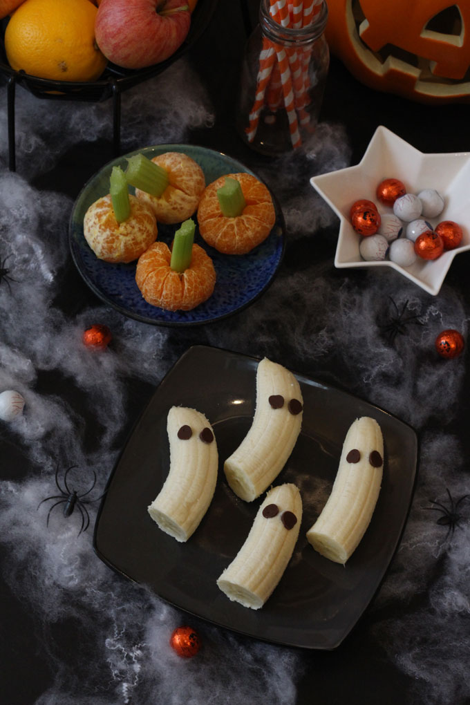 Halloween fruit ideas clementine pumpkins & boo nanas