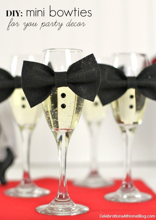 Mini wine glass bow ties