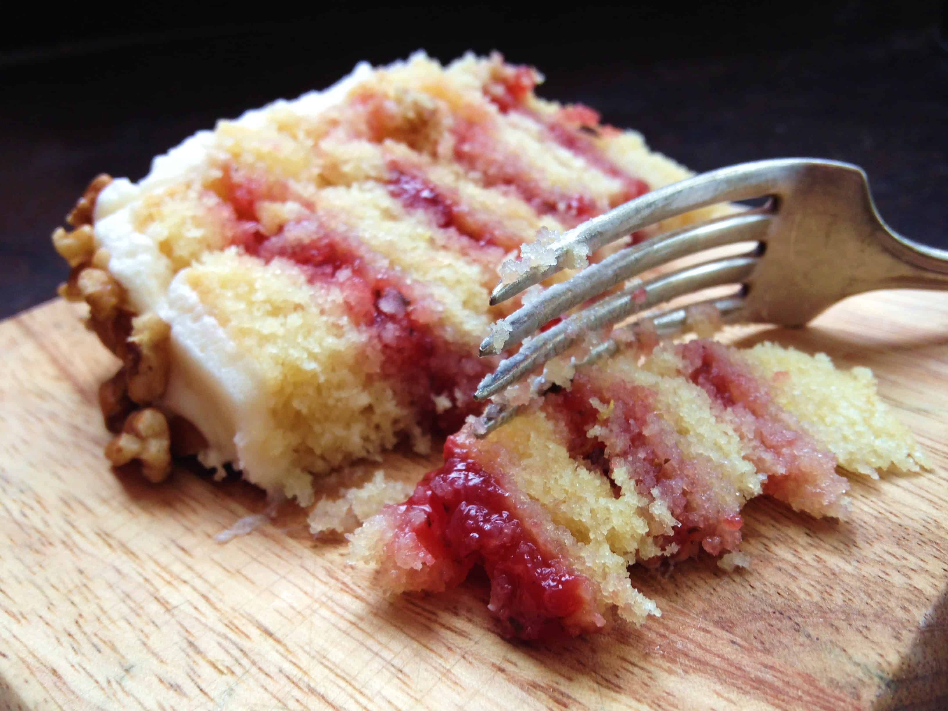 Vanilla lemon layer cake with strawberry terragon