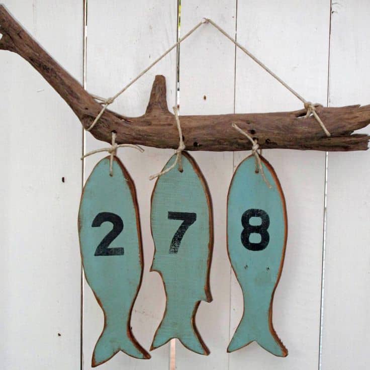 Wooden fish and branch numbers