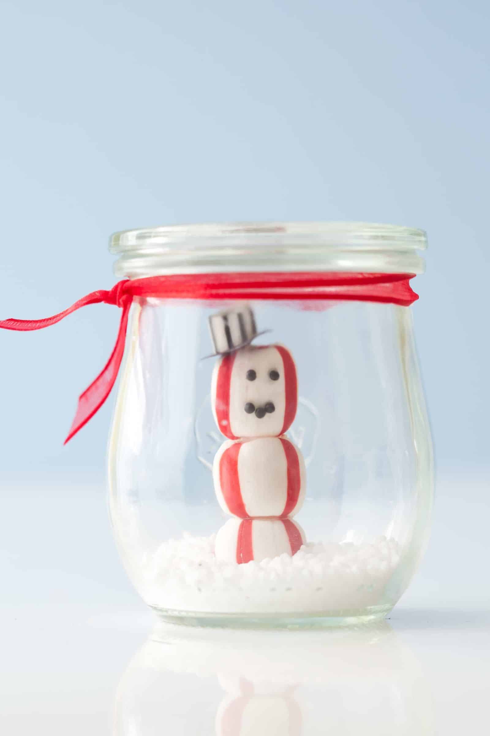 Diy frosty peppermint snowman