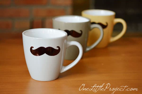 Diy mustache mugs