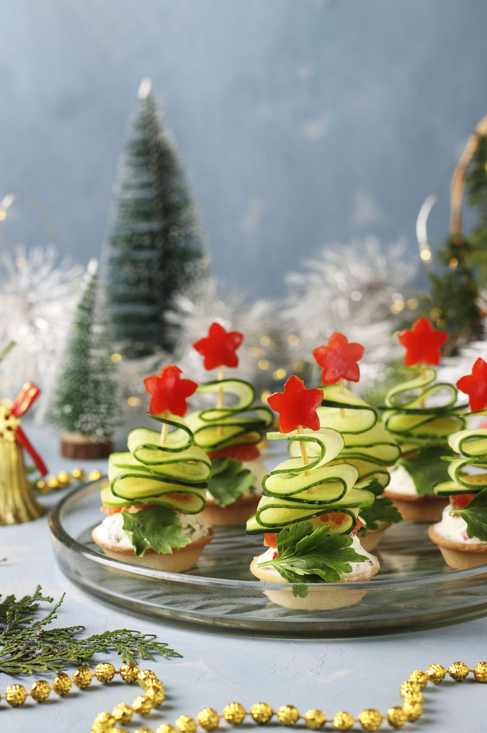 Cucumber bell pepper canapes christmas appetizer ideas