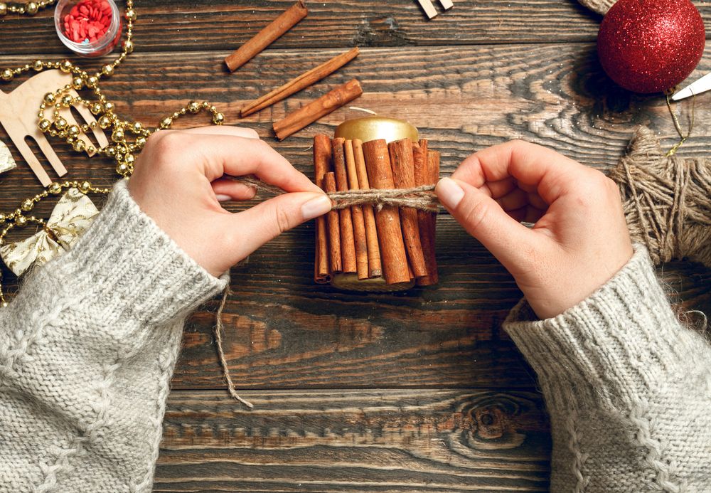 Diy gifts for girlfriend cinnamon candles