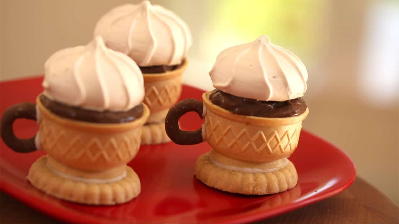 Ice cream cone teacups