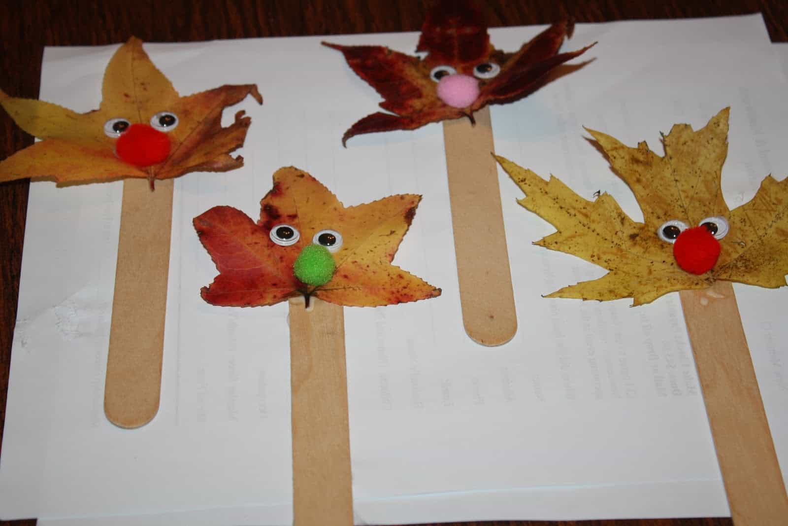 Leaf and pom pom puppets