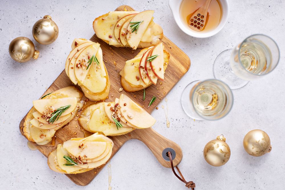 Pear & brie crostini with honey, pecan & rosemary christmas appetizer recipes