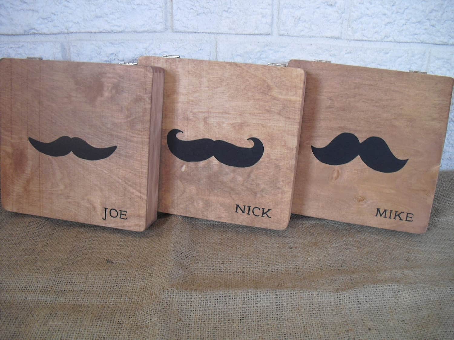 Personalized groomsmen cigar box favours