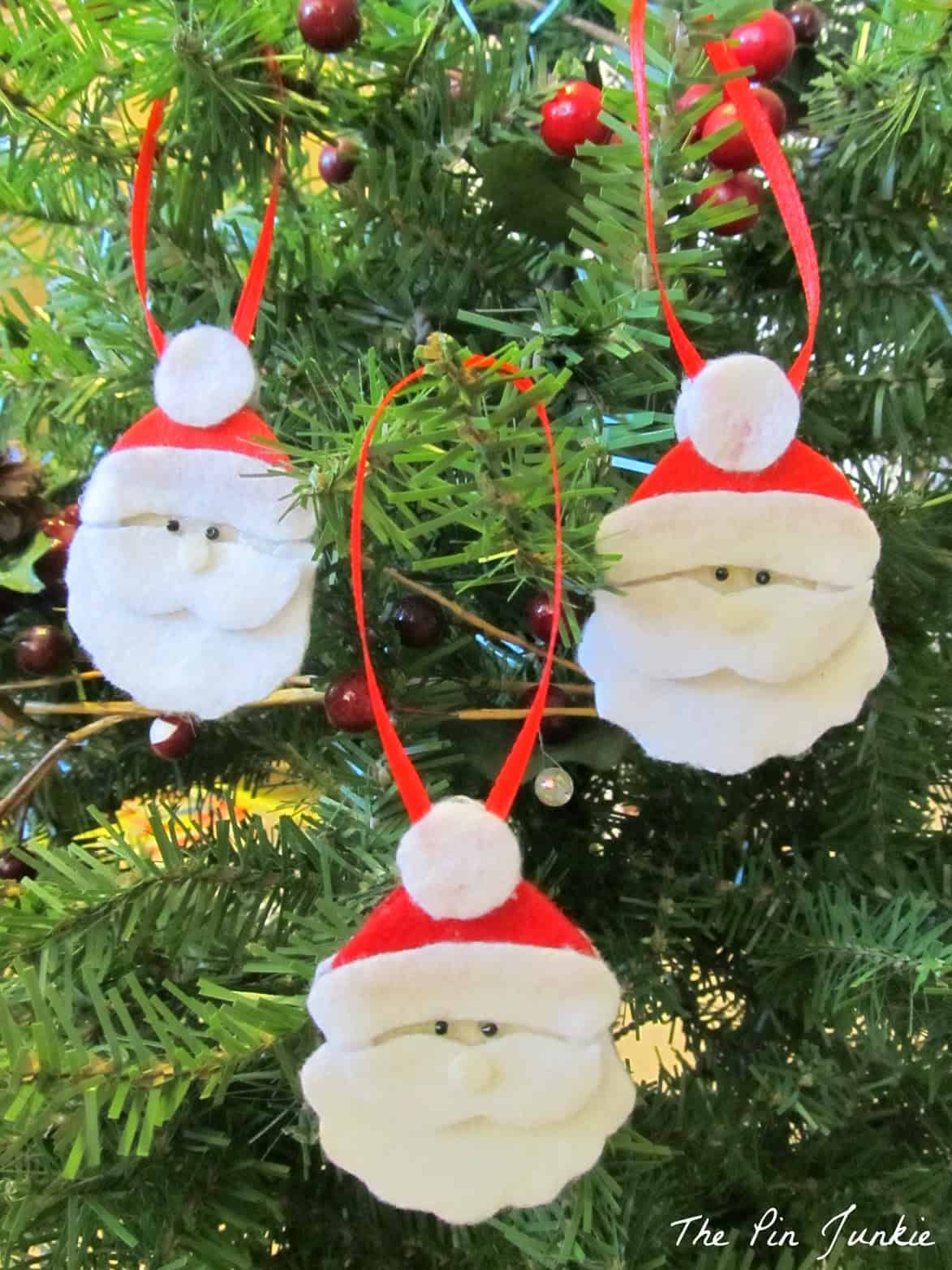 Felt santa ornaments diy