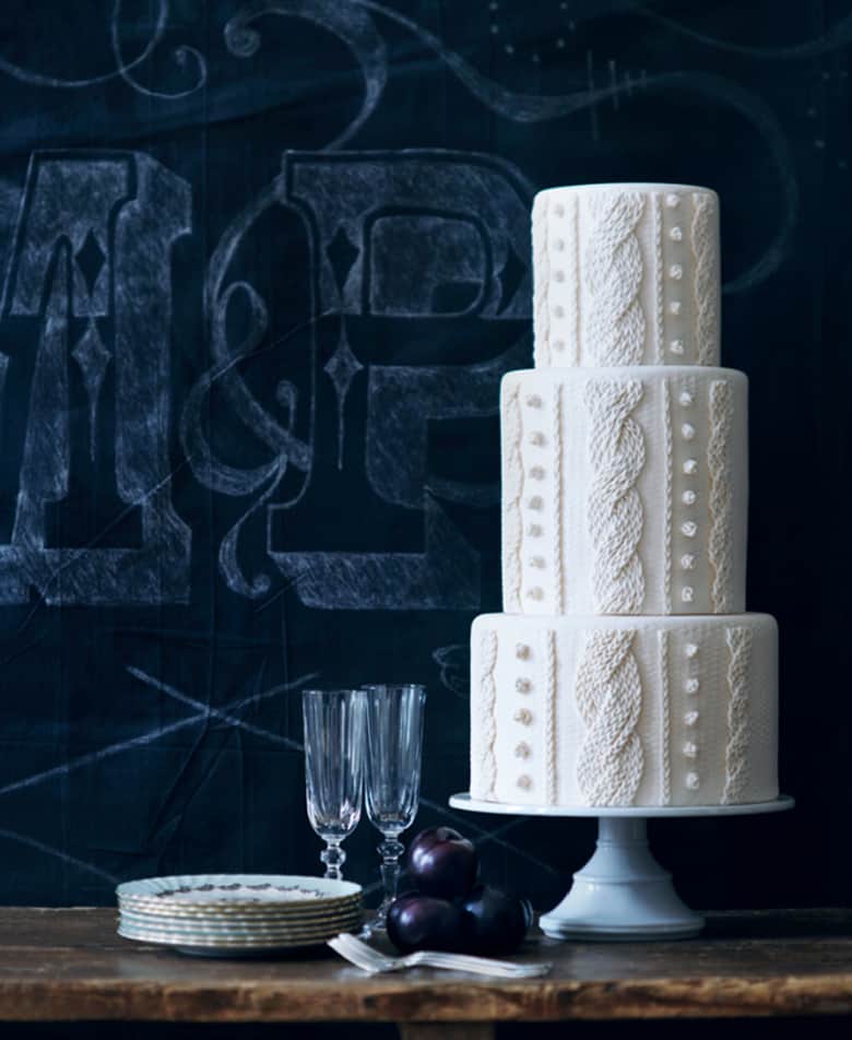کیک ژاکت برای عروسی زمستانی