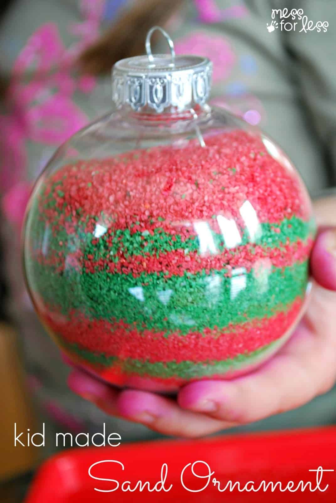 Christmas colours sand ornament