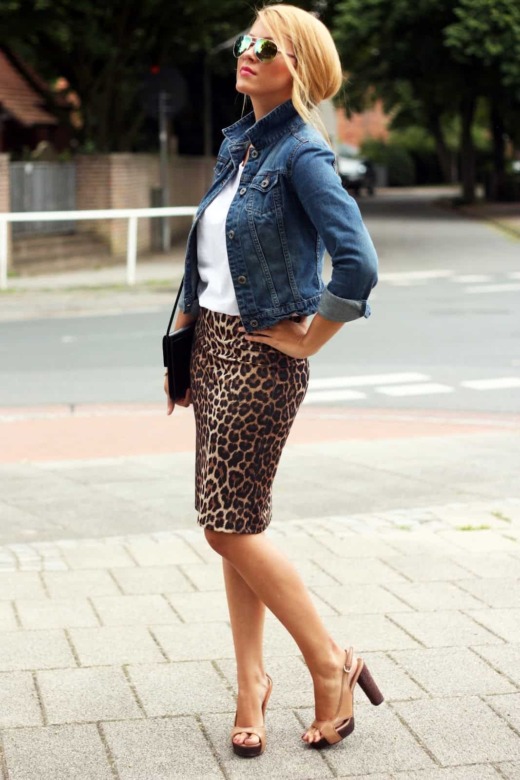 Leopard pencil skirt