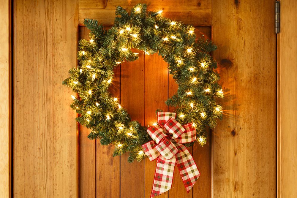 Lighted evergreen wreath christmas door decorations diy