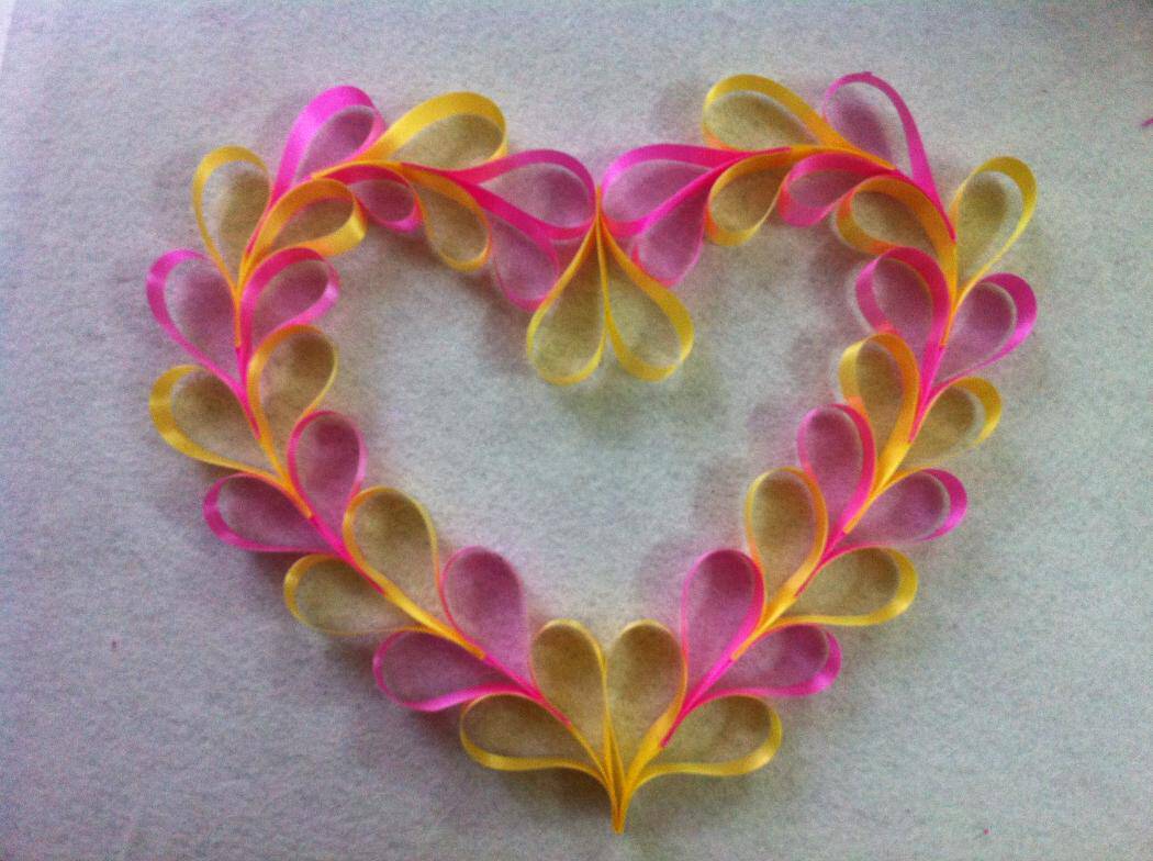 Looped ribbon hearts
